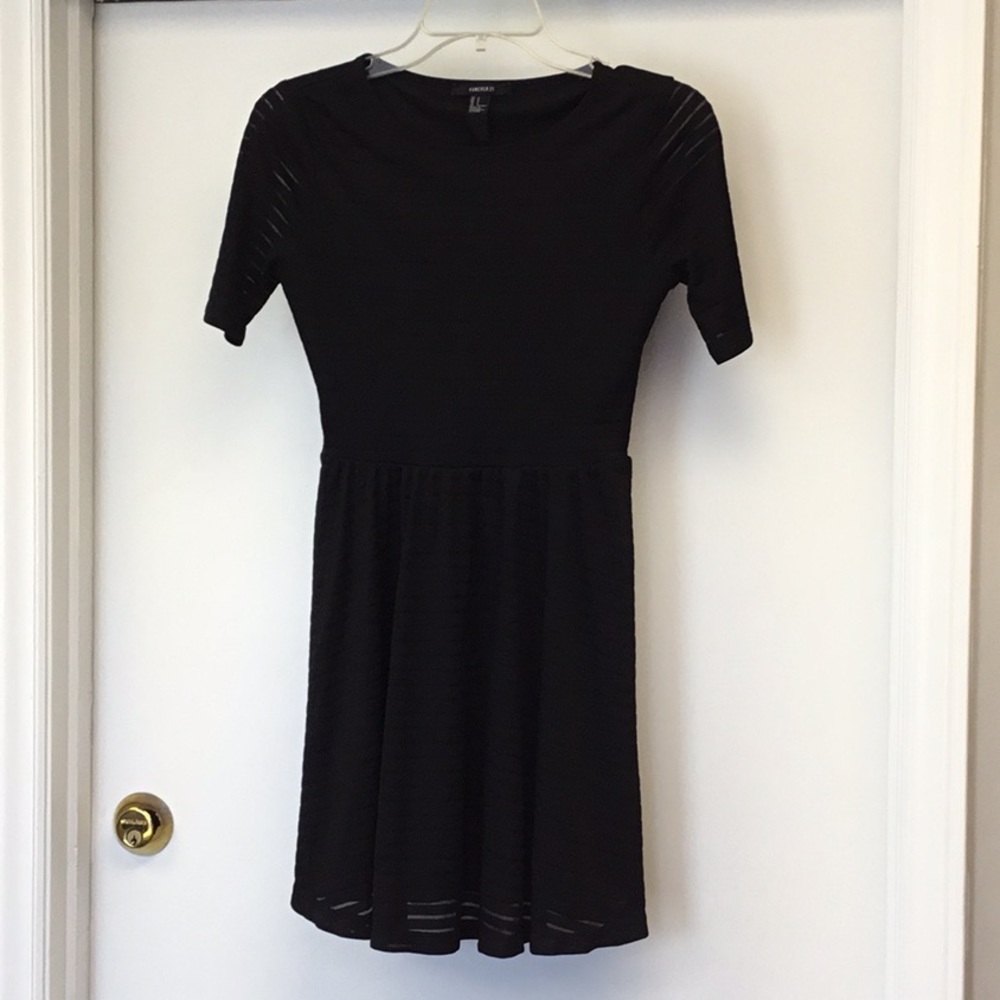 Forever 21 Bodycon Fit & Flare Dress Black Sm